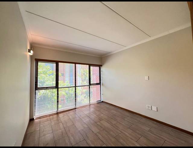 2 BEDROOM APARTMENT FOR SALE IN ATHOLL